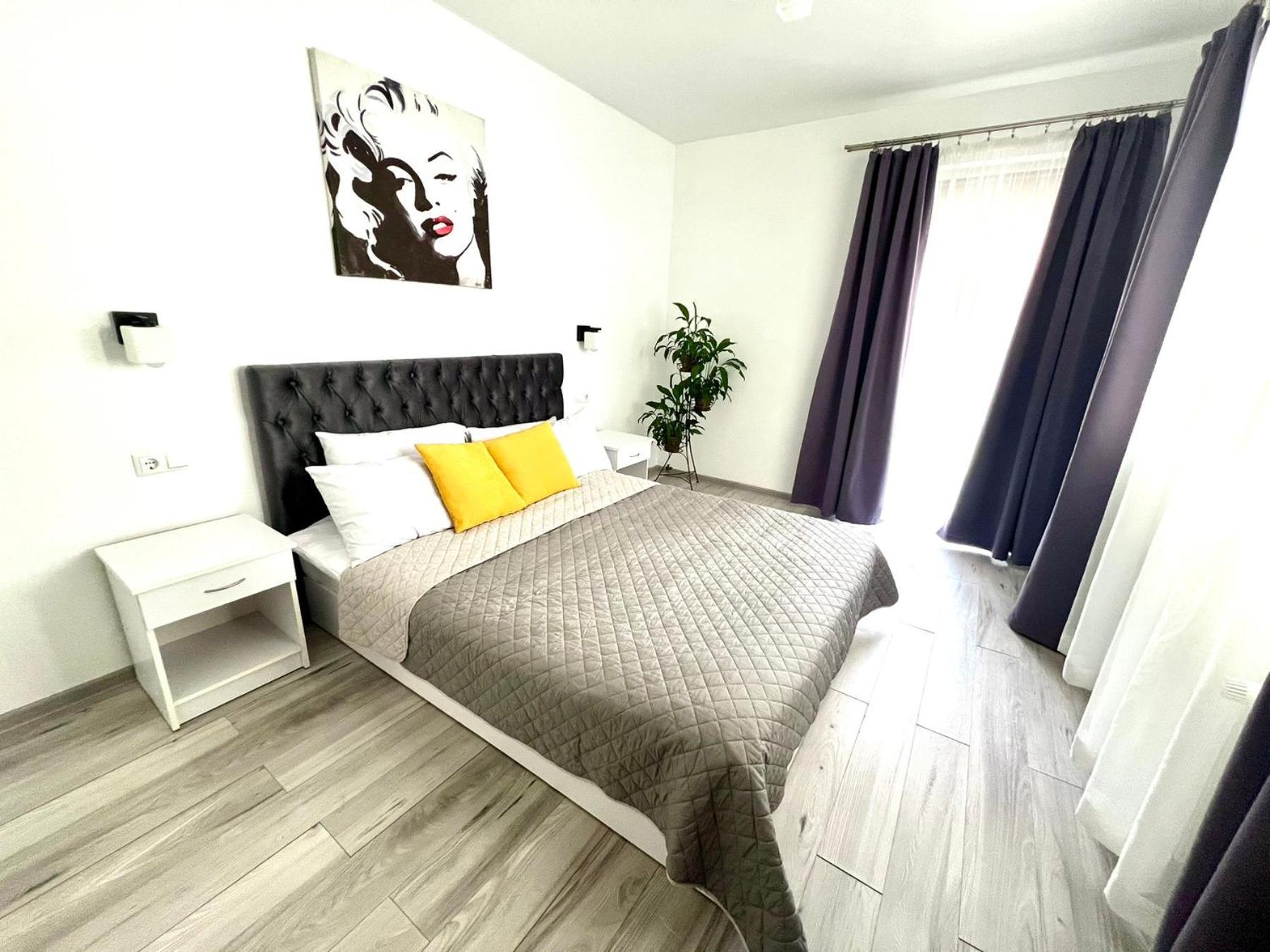 Osapart Romantic Apartment In The Complex Great Britain Lwów Zewnętrze zdjęcie
