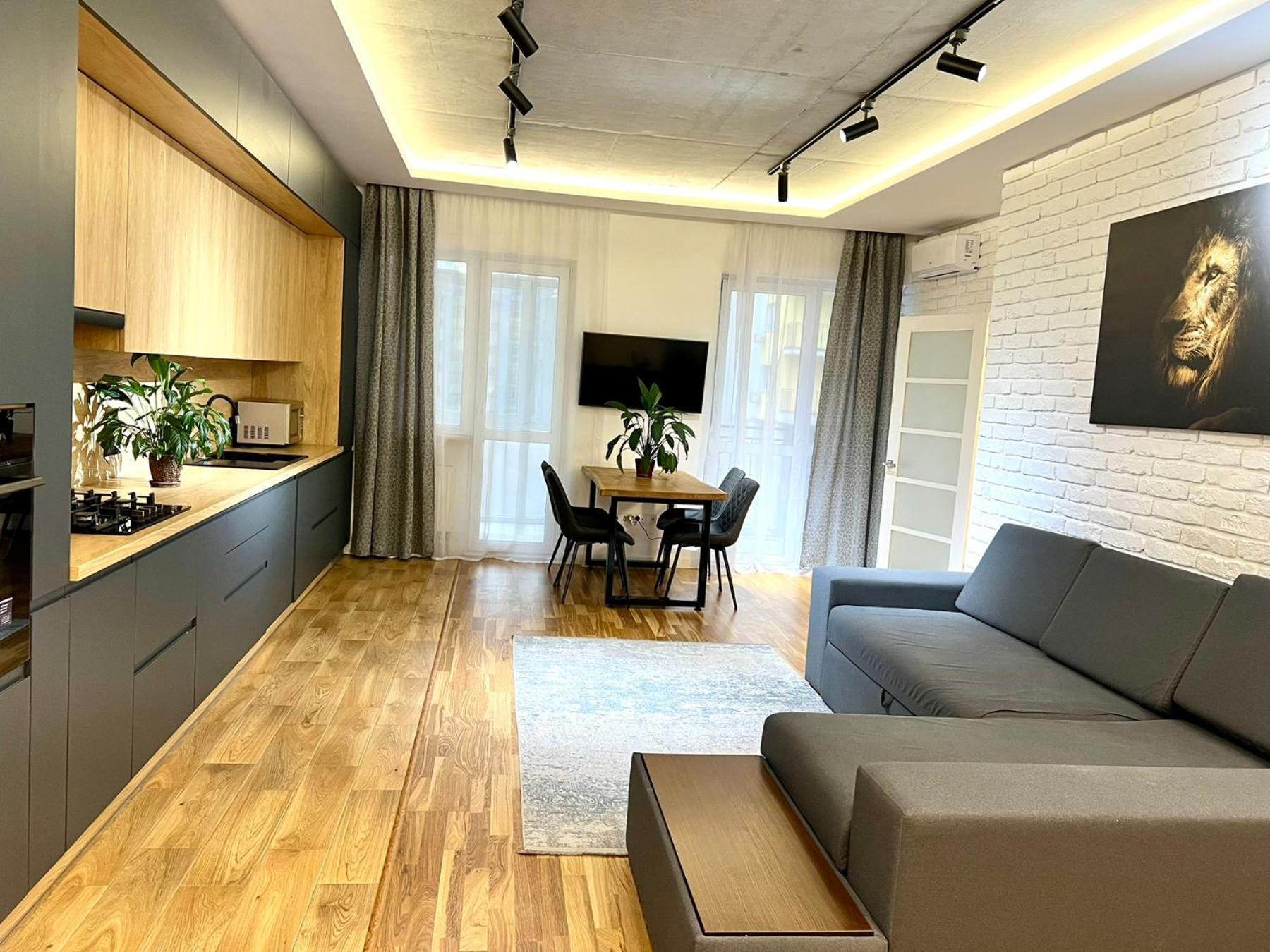 Osapart Romantic Apartment In The Complex Great Britain Lwów Zewnętrze zdjęcie