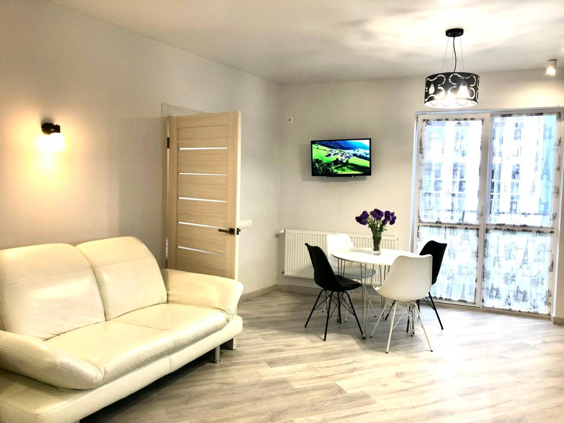 Osapart Romantic Apartment In The Complex Great Britain Lwów Zewnętrze zdjęcie